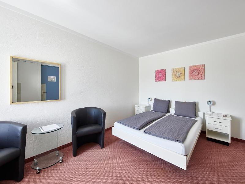 Hotel Rotes Haus image