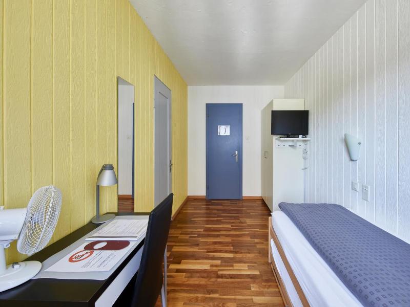 Hotel Rotes Haus image
