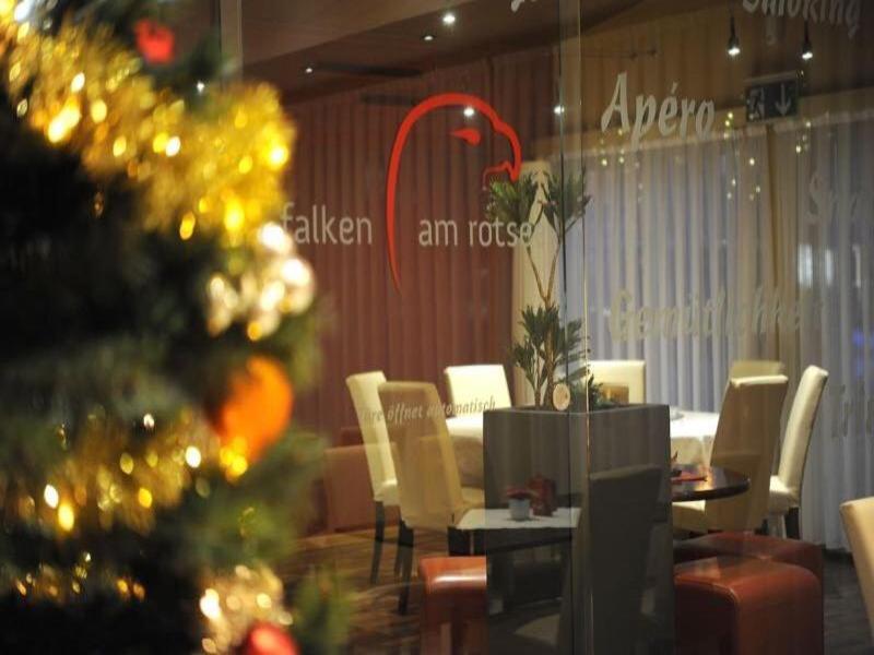 Falken Am Rotsee image