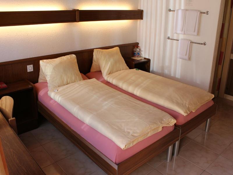 Hotel Glv Rnisch Hof image