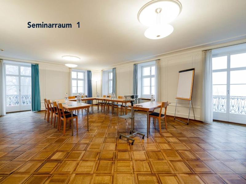 Schloss Wartegg image