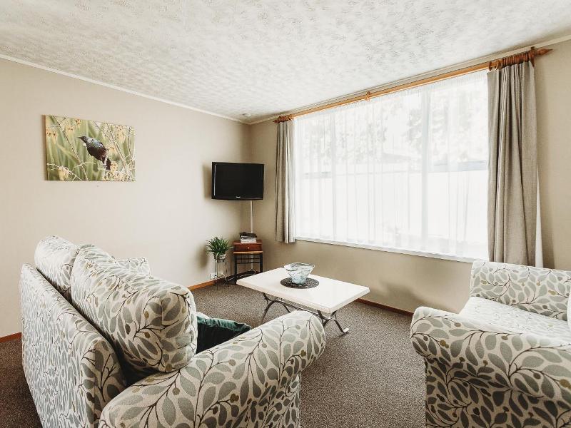 Coromandel Cottages image