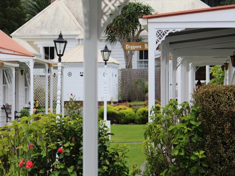 Coromandel Cottages image