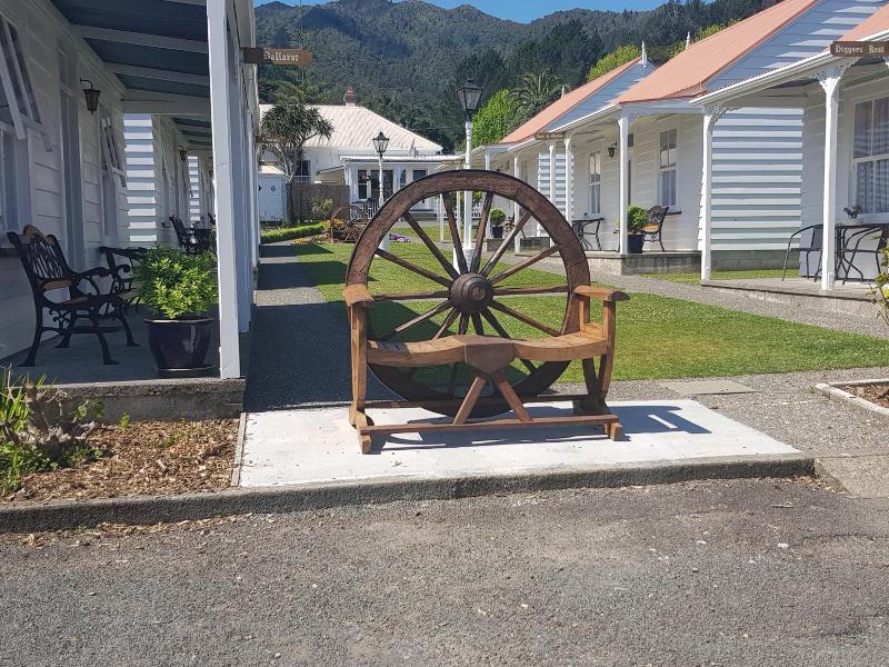 Coromandel Cottages image