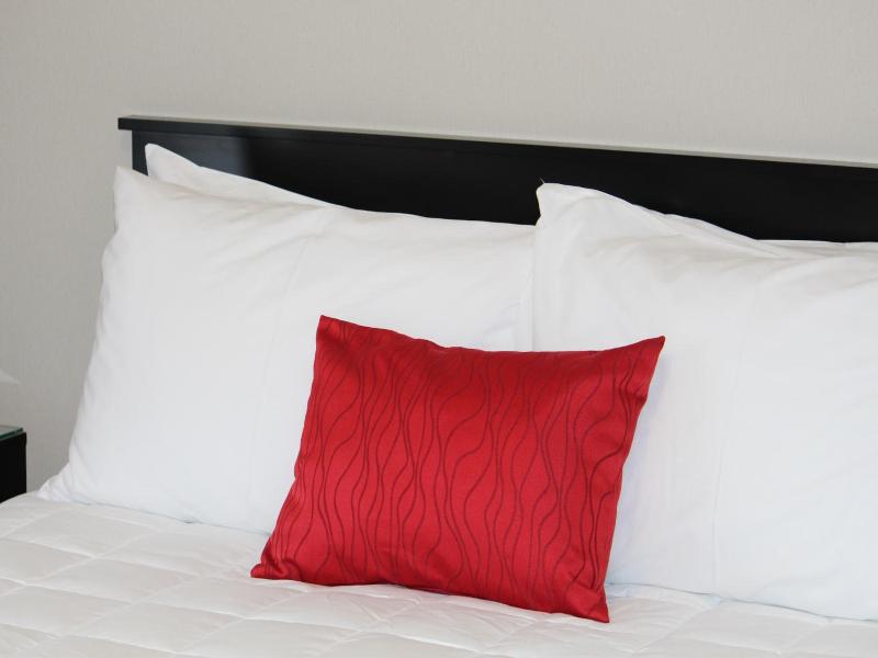 Coromandel Cottages image