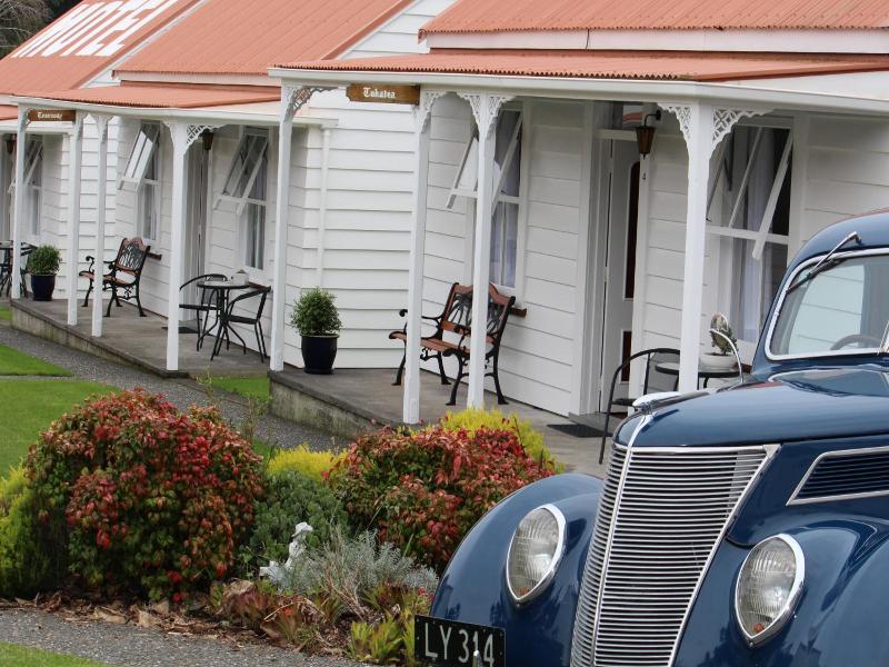 Coromandel Cottages image