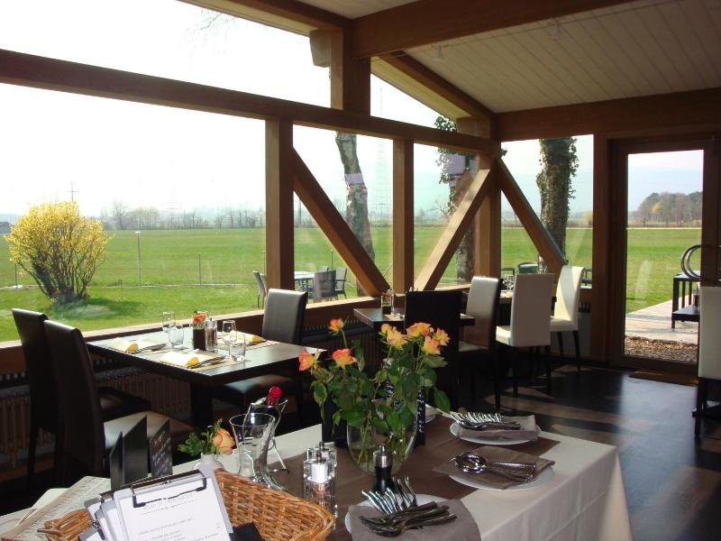 Relais De L Av Rodrome image