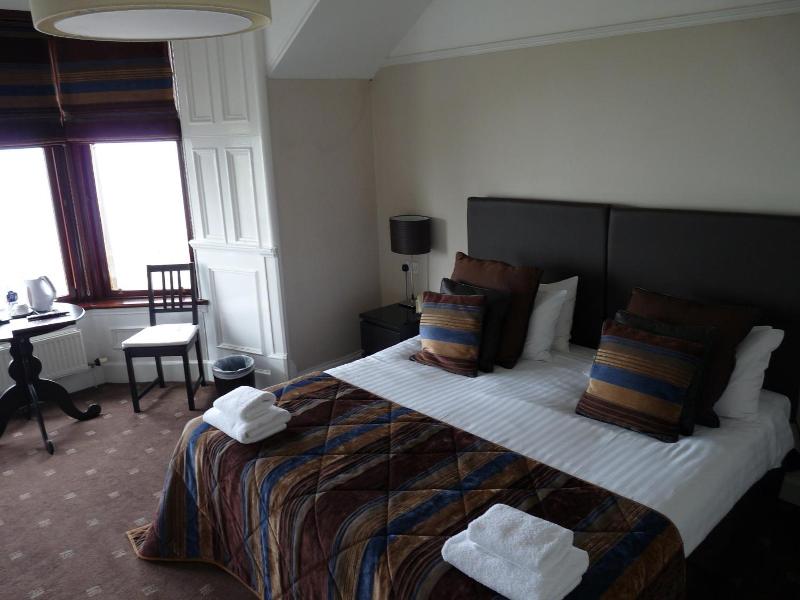 The Spinnaker Hotel image
