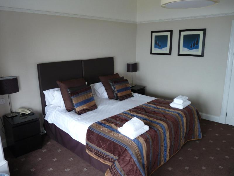 The Spinnaker Hotel image