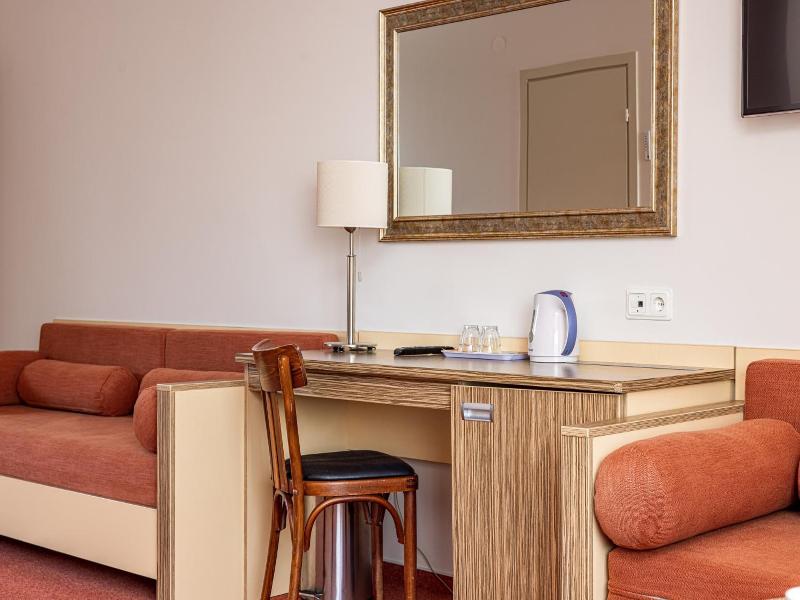 Info Hotel image