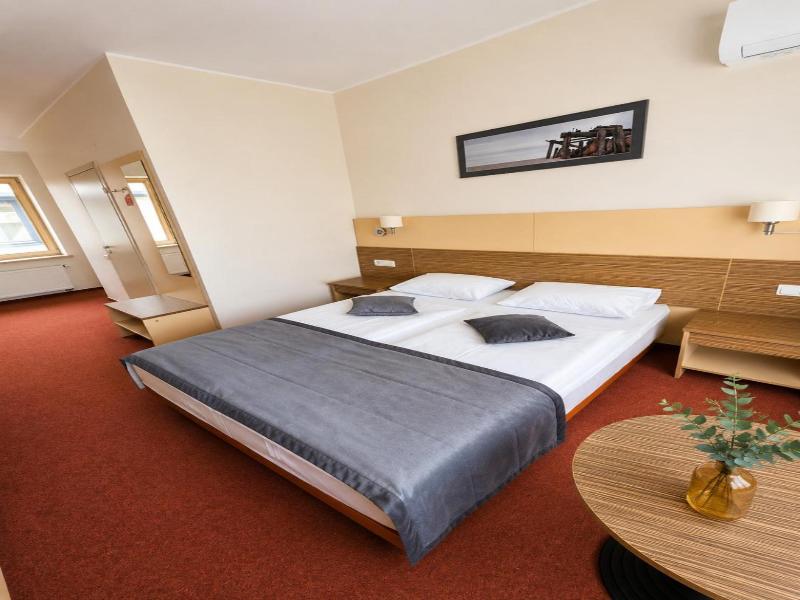 Info Hotel image
