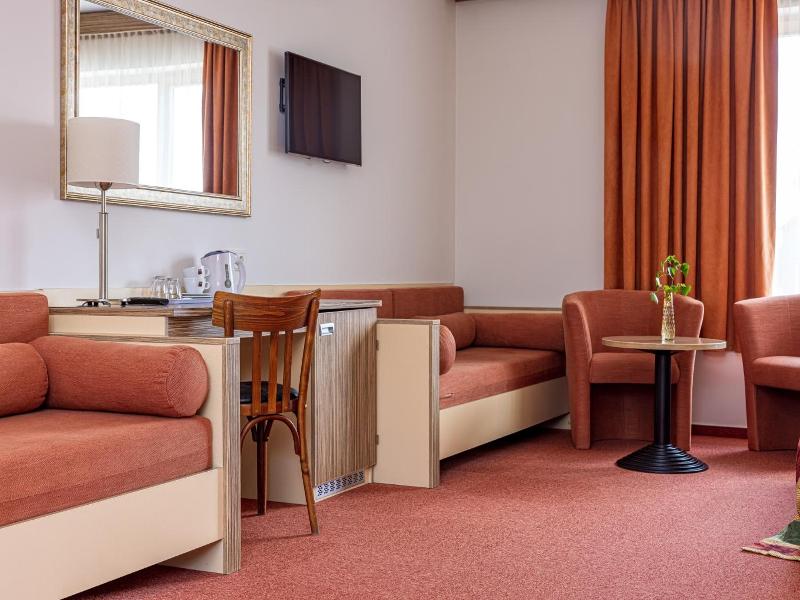 Info Hotel image