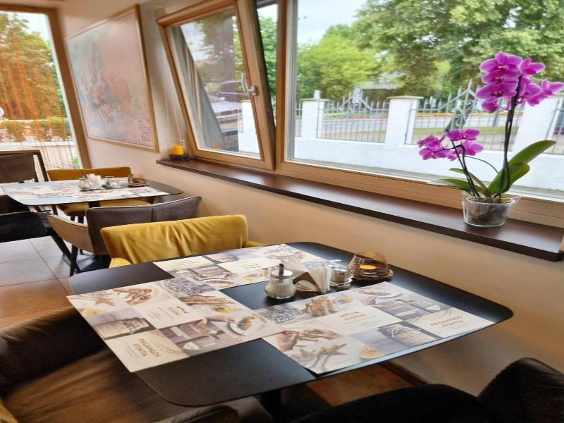 Info Hotel image