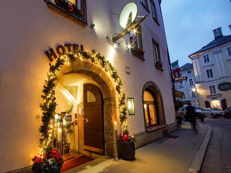 Hotel Wolf image