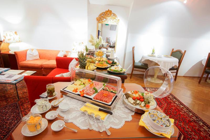 Hotel Wolf image