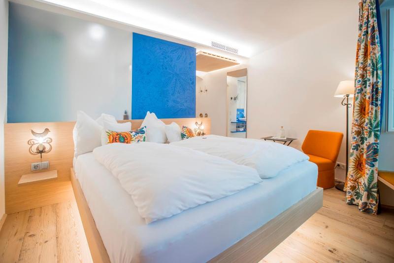 Hotel Wolf image