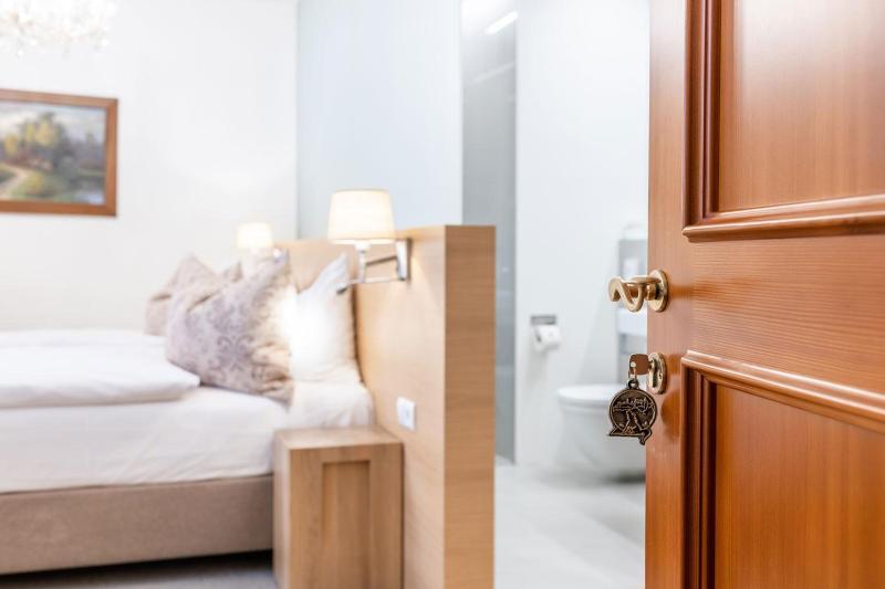 Hotel Wolf image