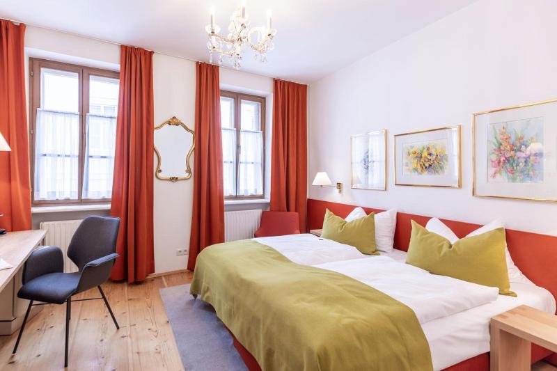 Hotel Wolf image