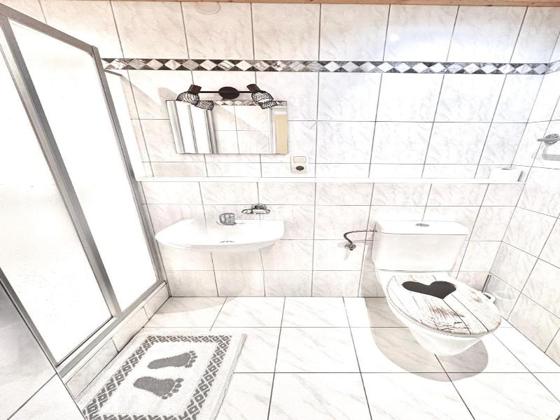 Apartment House Seerose image