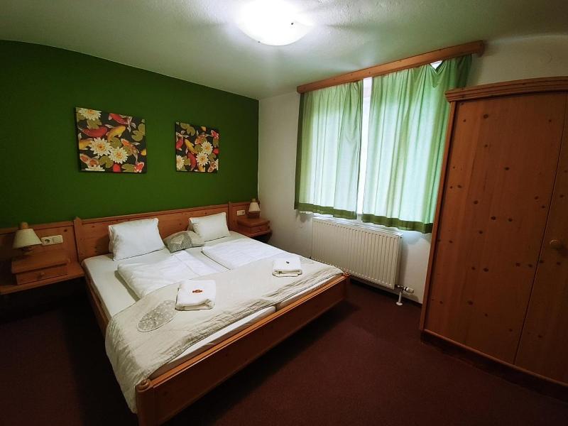 Apartment House Seerose image