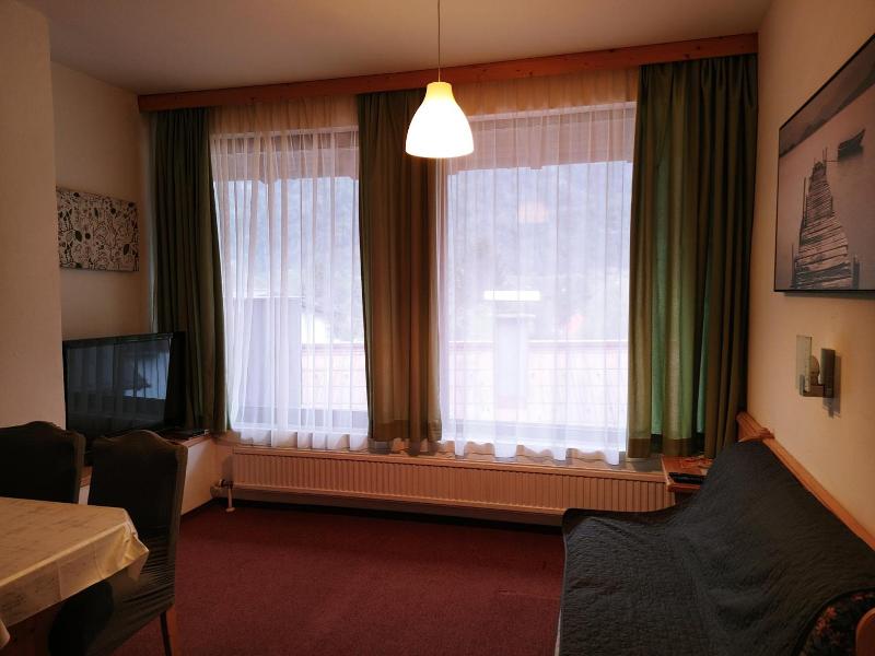 Apartment House Seerose image