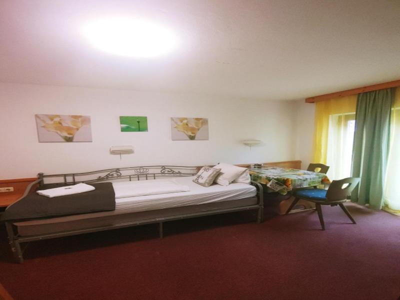 Apartment House Seerose image