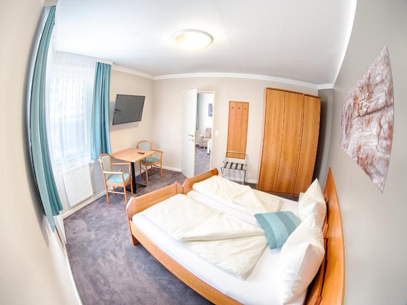 Frv Hstv Ckshotel Waldbauer image