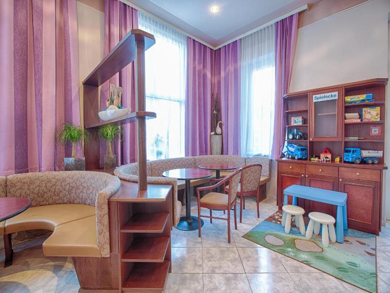 Frv Hstv Ckshotel Waldbauer image