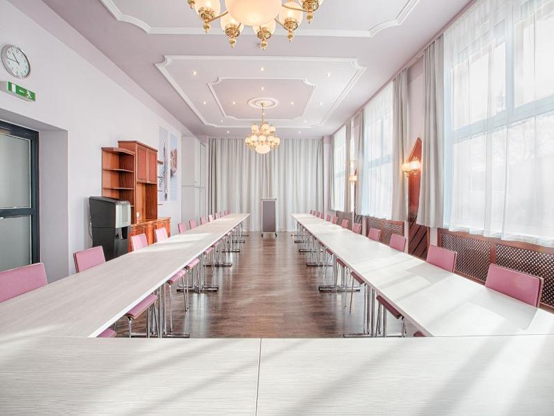 Frv Hstv Ckshotel Waldbauer image