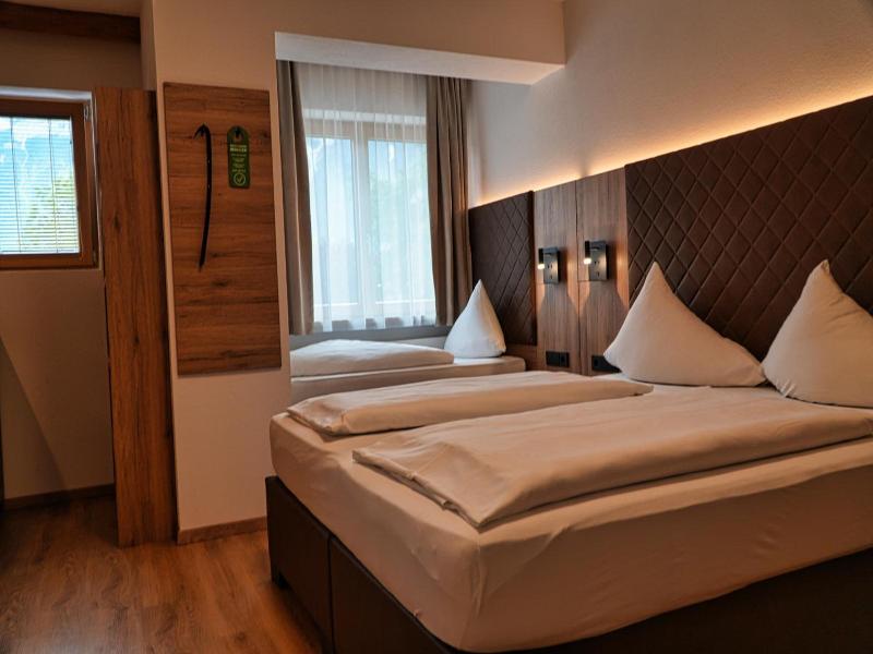 Hotel Charlotte image