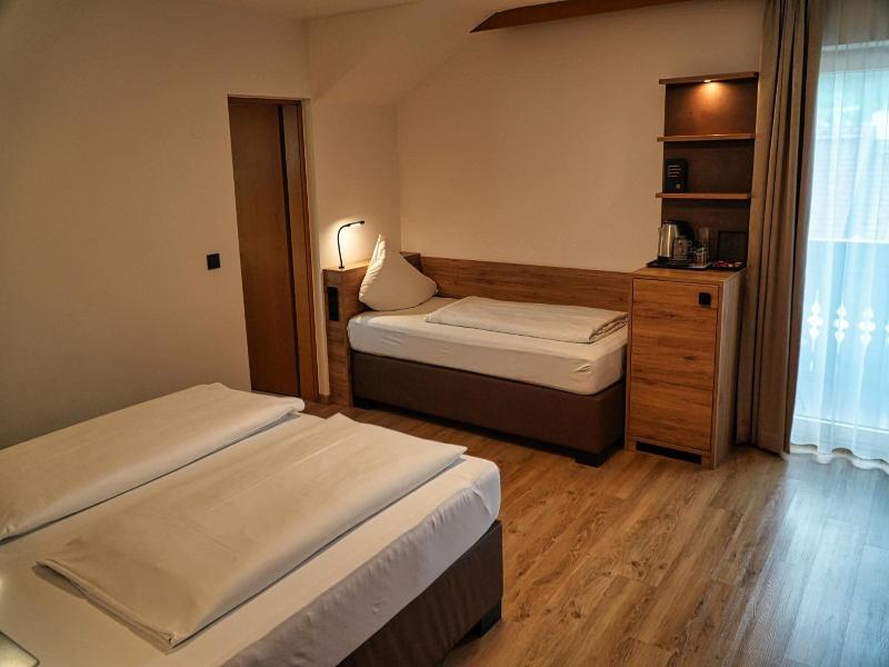 Hotel Charlotte image