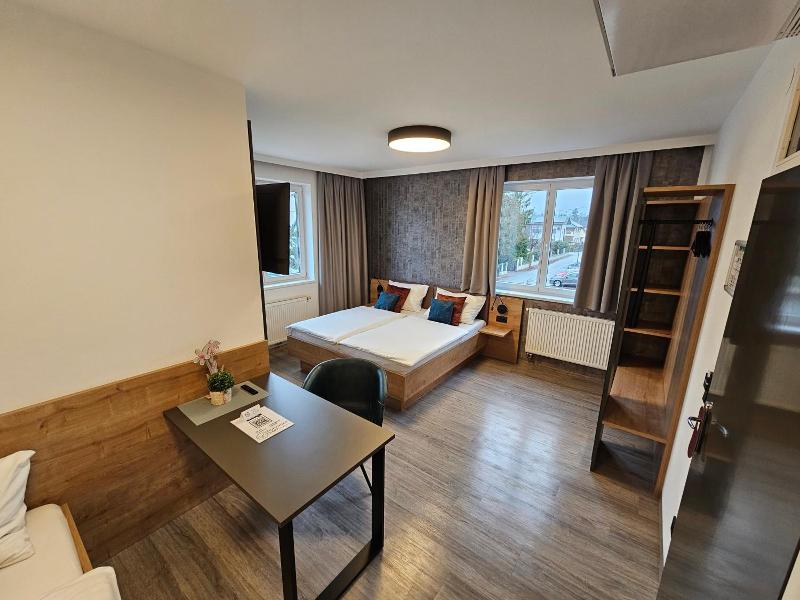 Thalinger Hof image