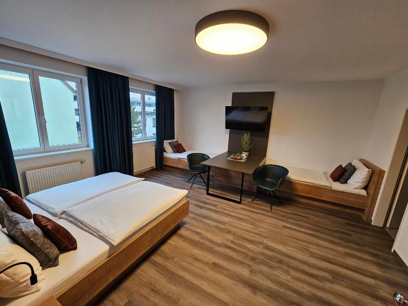Thalinger Hof image
