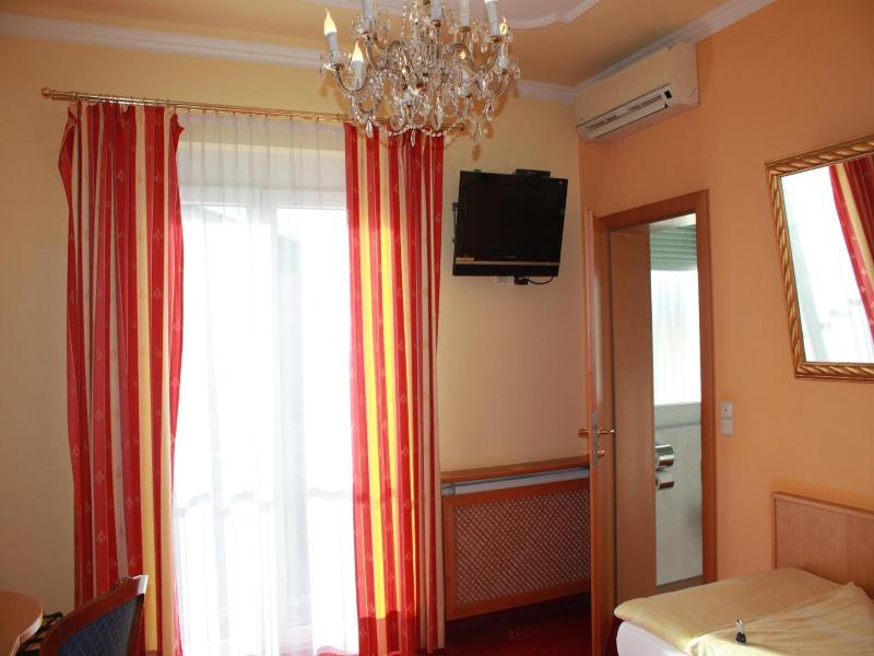 City Hotel Neunkirchen image