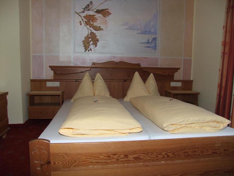 Hotel Landhof Simeter Gmbh image