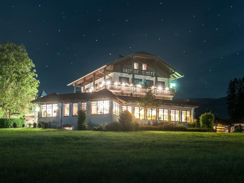 Hotel Landhof Simeter Gmbh image