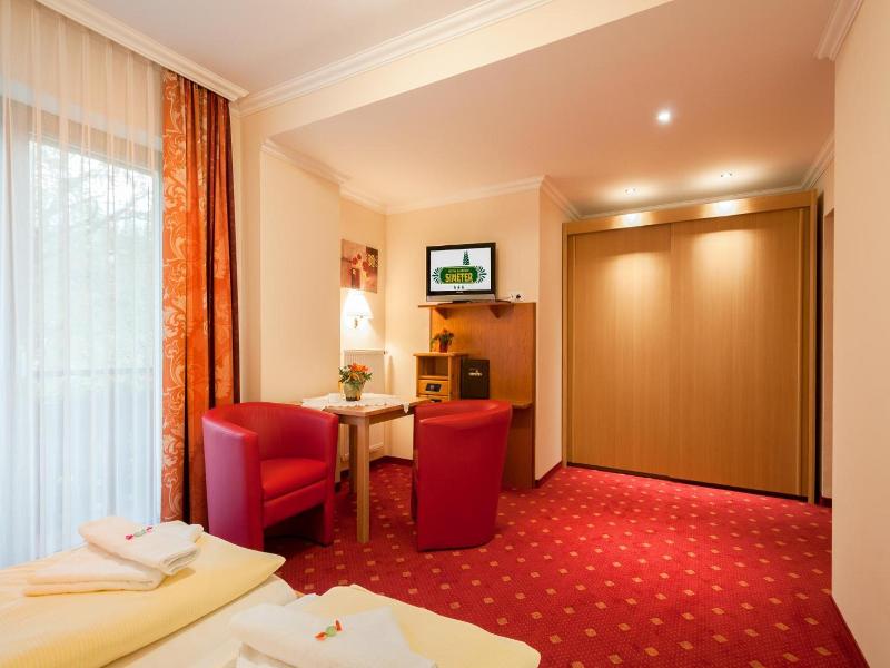 Hotel Landhof Simeter Gmbh image