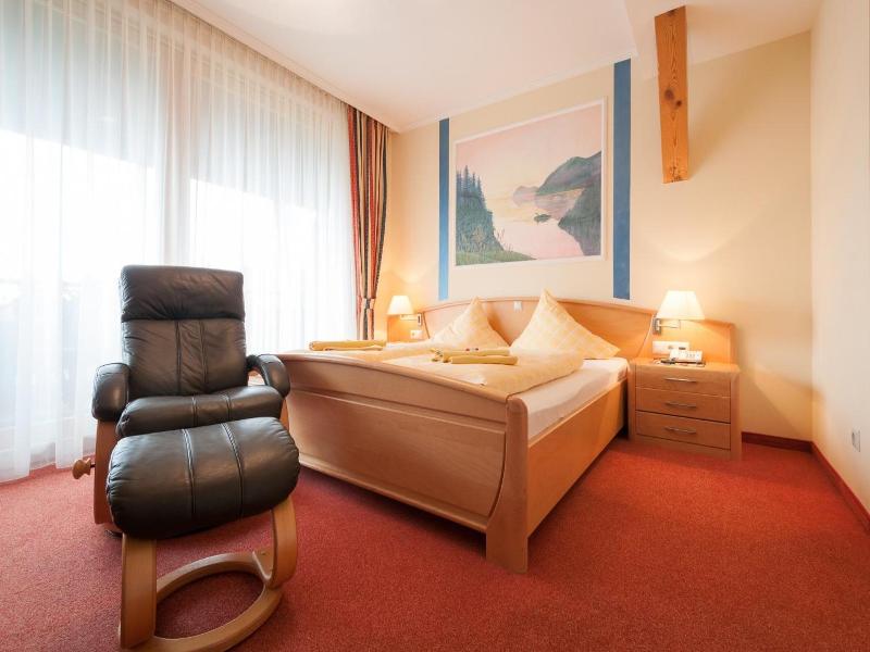 Hotel Landhof Simeter Gmbh image