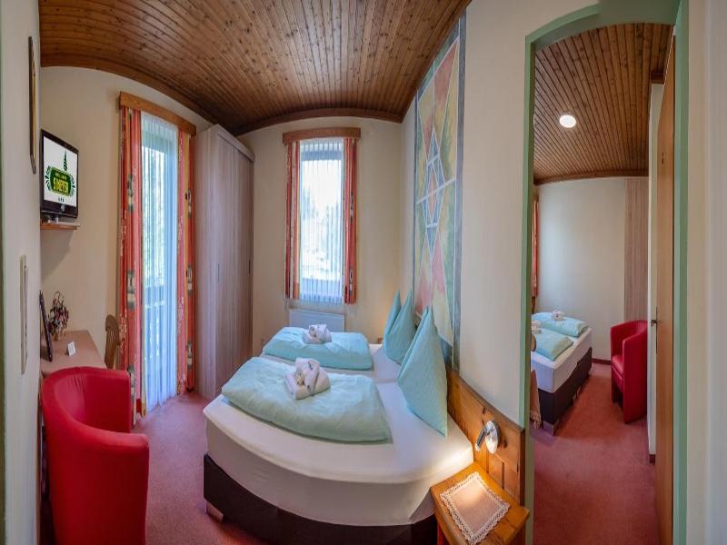 Hotel Landhof Simeter Gmbh image