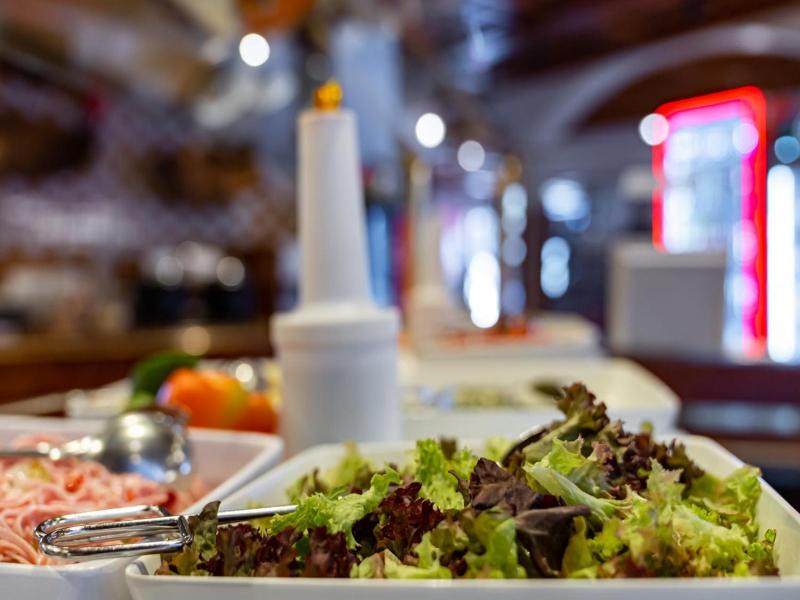 Hotel Restaurant Sv Drast Dreilv Ndereck image