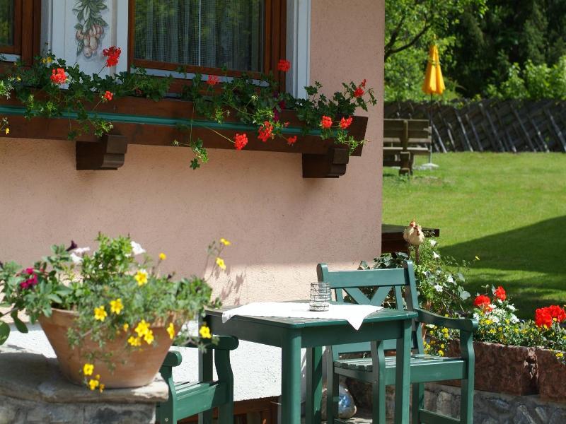 Landhaus Appartementhaus Haussteiner image