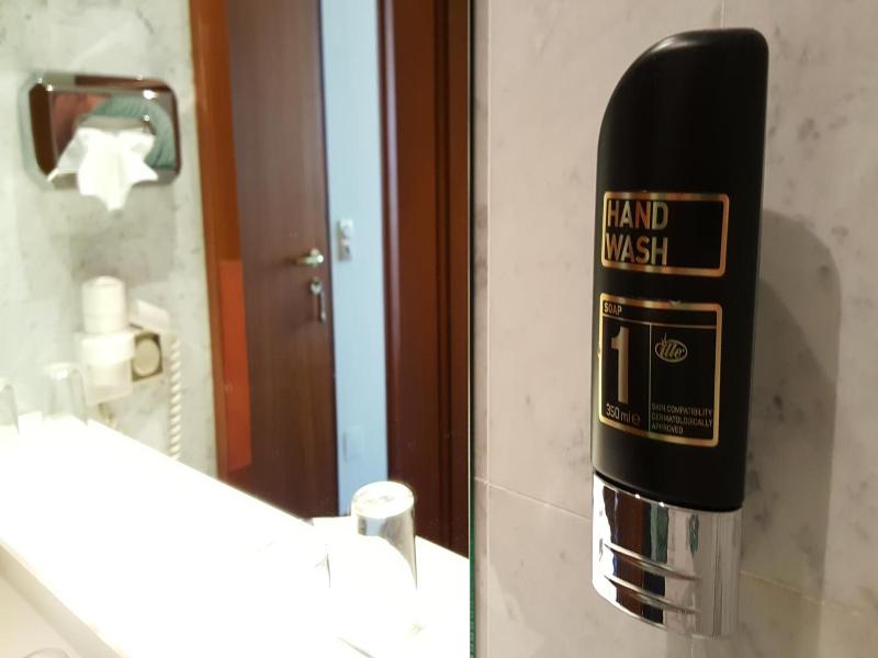 Paul S Hotel image