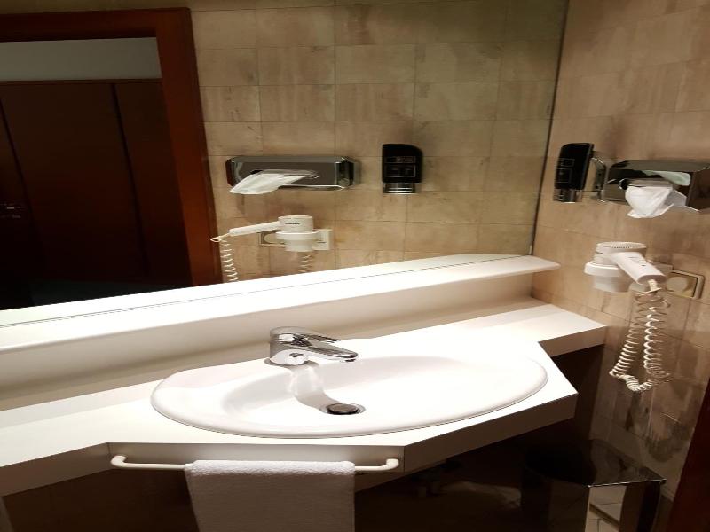 Paul S Hotel image