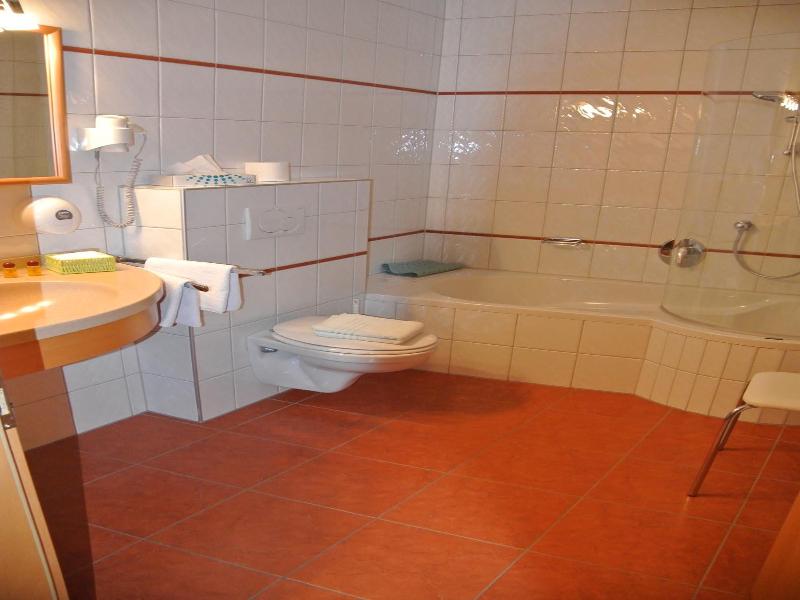Gasthof Zum Stollhofer image
