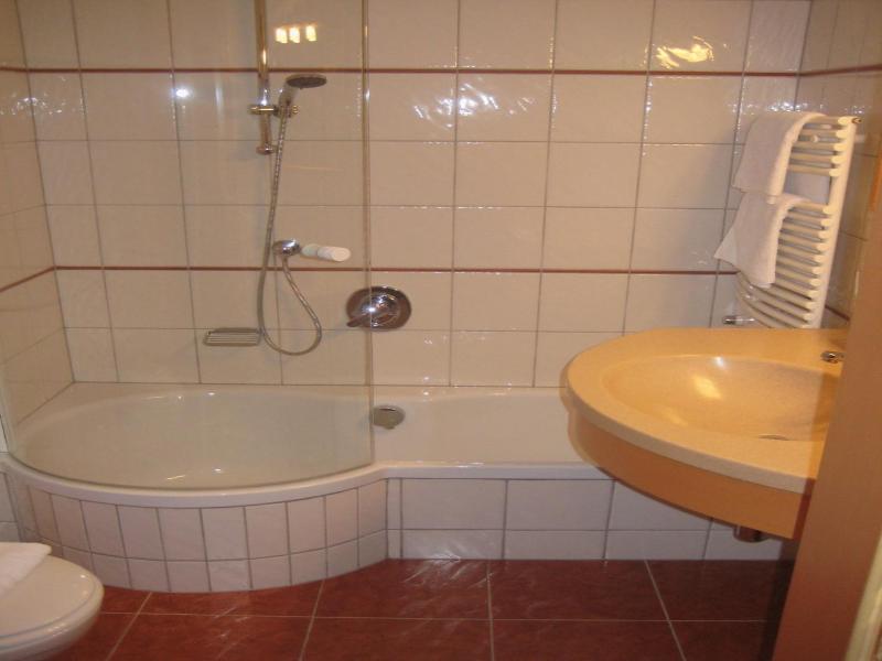 Gasthof Zum Stollhofer image