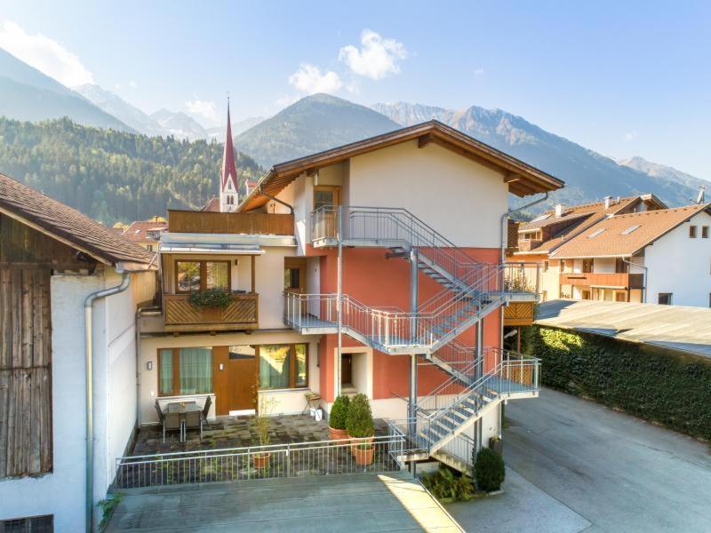 Gasthof Zum Stollhofer image