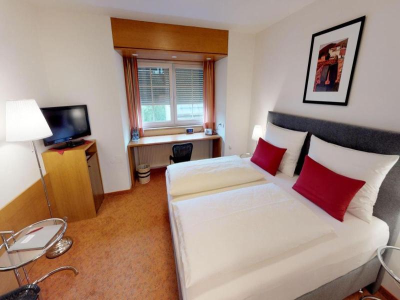 Hotel Schlair image