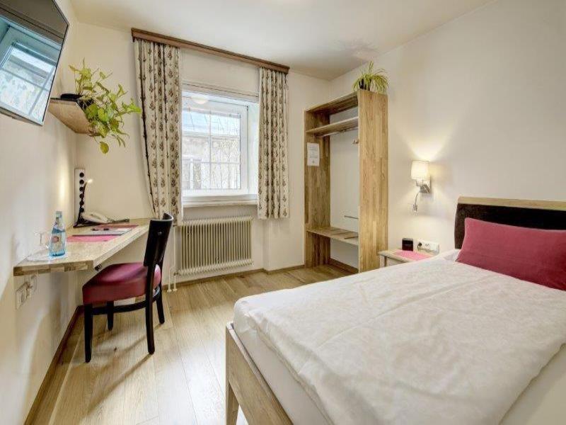 Hotel Schlair image