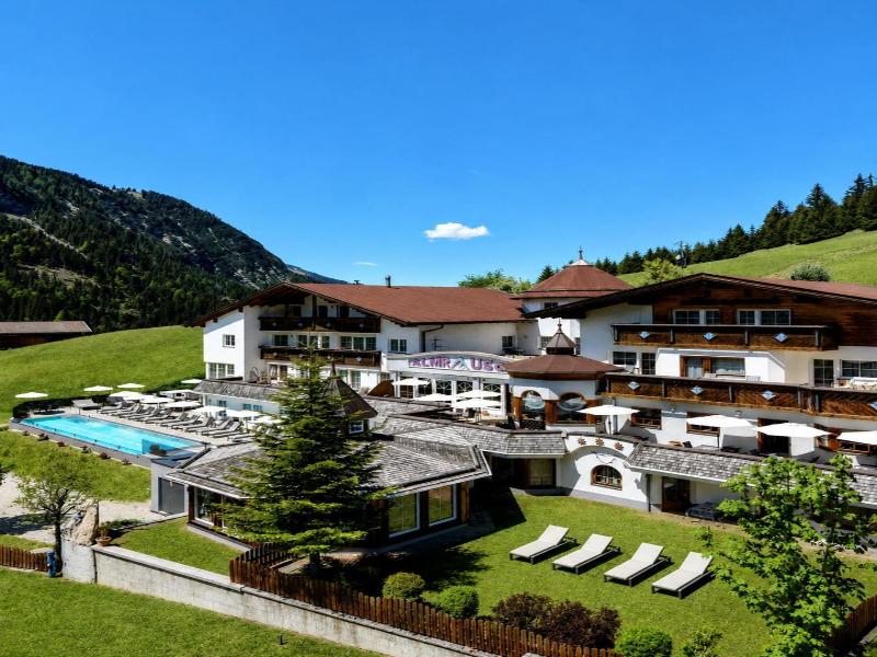 Berghotel Almrausch image