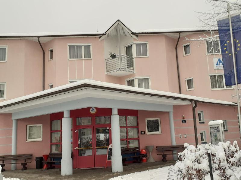 Jugend Und Familiengv Stehaus Klagenfurt image